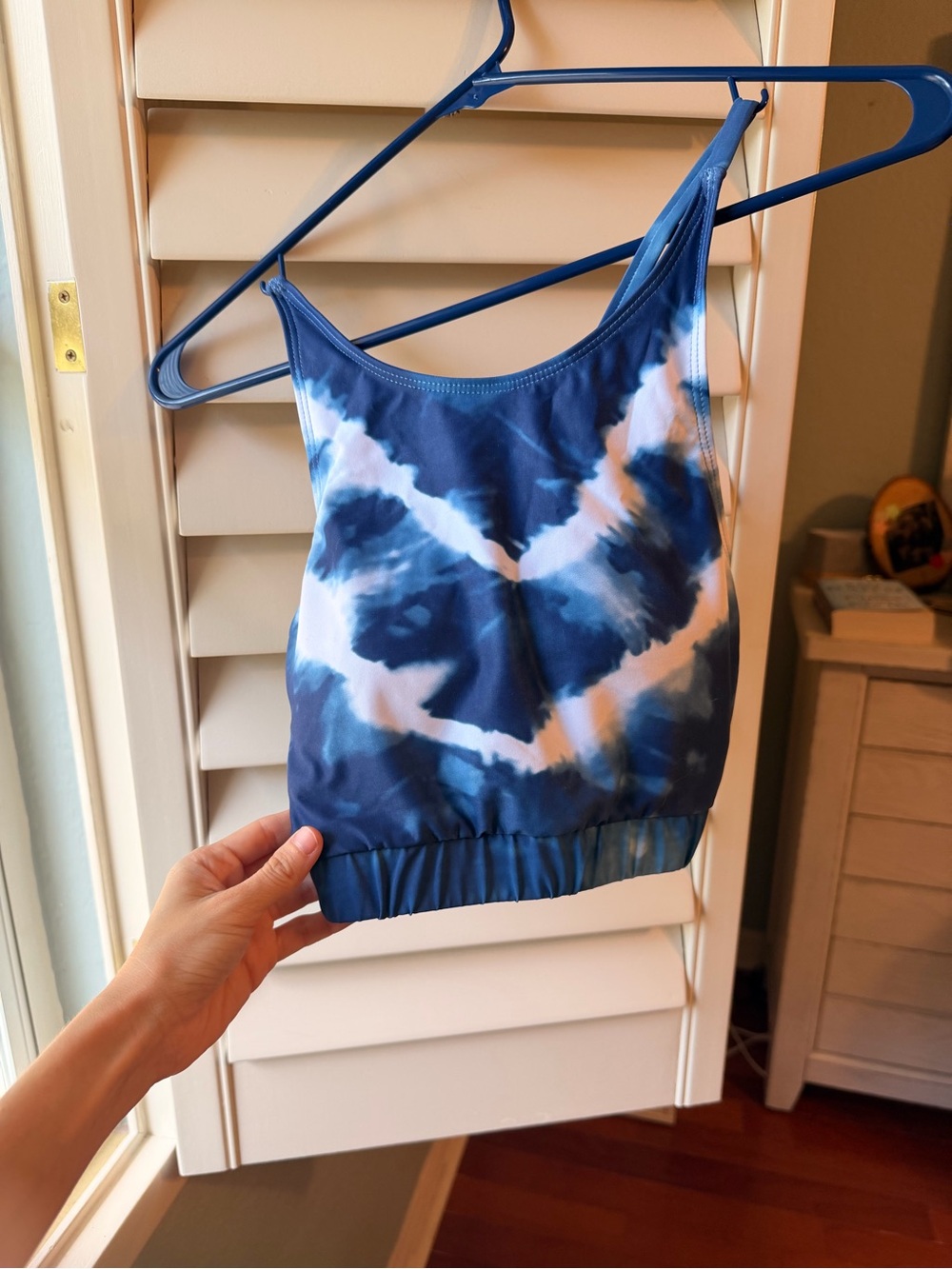 Size small
